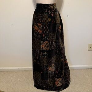 VTG 70s Patchwork Maxi Skirt Black Velvet Birds Flowers Sz. 4 Boho Festival